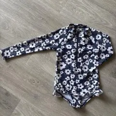 ラッシュガード付き水着　花柄　100㎝