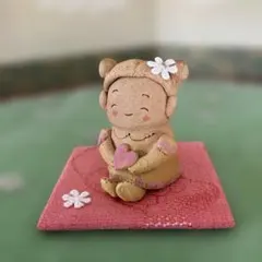 女の子　かわいい　癒し　しあわせ　家族　お守り　プレゼント　陶人形　置物