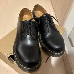 Dr. Martens ブラック レースアップシューズ