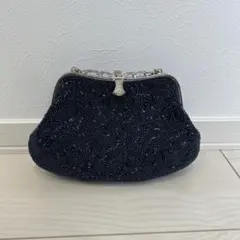 ビーズクラッチバッグ　紺色