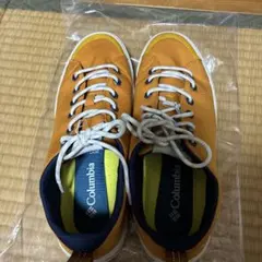 Columbia オレンジ スニーカーのサムネイル