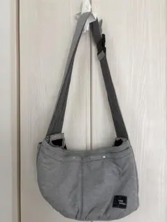PORTER 犬用 スリング キャリーバッグ ネイビー - メルカリ