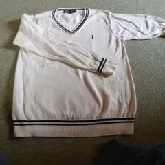 EAST BOY アイボリー Vネック セーター