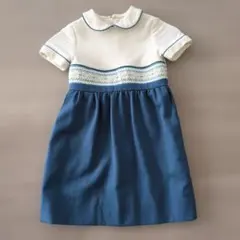 スモッキング刺繍入りワンピース