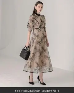 【LEJA】配色パイピングプチハイネック花柄 ラメレースロング丈ドレスワンピース