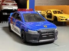 トミカ　三菱　ランサー　エボリューション　エボX パトカー　ハイパーブルー　警察のサムネイル