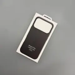 純正互換品　iPhone17pro用　レザーケース-ブラック