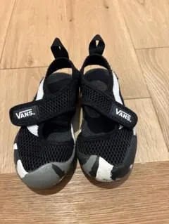 VANS メッシュサンダル ブラック/ホワイト　14センチ