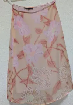UNTITLED 花柄 ひざ丈スカート ピンク系のサムネイル