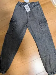 【未使用品】グローバルワーク　スゴラクストレッチカーゴパンツ　150のサムネイル