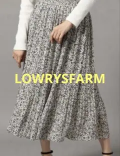 ローリーズファーム　花柄スカート