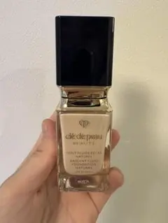 クレ・ド・ポー ボーテ リキッドファンデーション オークル 00