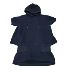 sacai パーカーワンピース　ドッキング　ネイビー　レディースのサムネイル