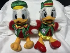 ディズニー　ドナルドデイジーぬいぐるみバッジ
