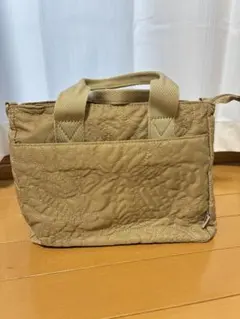 キルティング ショルダーバッグ ベージュのサムネイル