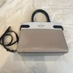 Item thumbnail for item ea7e545e-ed73-4411-a5c1-3313c4151037