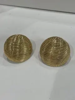 Monet ゴールド イヤリング　ヴィンテージ　モネ