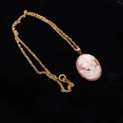 カメオペンダント ゴールドチェーン付き