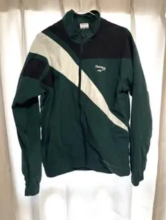 ⭐︎新品•未使用•タグ付き⭐︎Reebokジャケット a971ee8d5ee743d45650d6392e5f15