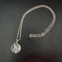 シルバー コイン型ペンダント ネックレス