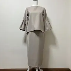 タグ付き　ur's ユアーズ セットアップ　ベーシック　上品　秋　冬　ベージュ