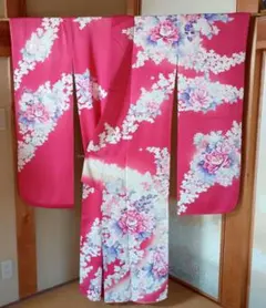 華やか花柄ピンク振袖小柄の方サイズ