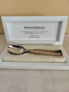 【新品未開封】ロべ＆バーキング 純銀無垢製 カトラリー 4点セット 新品未開封】ロべ＆バーキング 銀無垢製 カトラリー 4点セット 2025