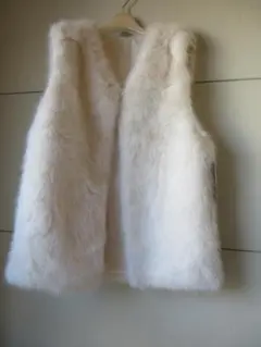フェイクファー　ロングベスト　M～Lサイズ　白