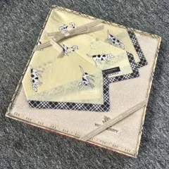 Burberry 犬のイラスト ハンカチセット