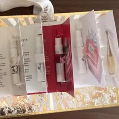 Dior 香水サンプル 1ml×5点（5種の香り）公式ショッパー付 未使用のサムネイル