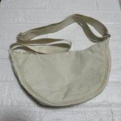 【ユニクロ】ミニラウンドショルダーバック　アイボリー
