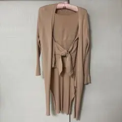 アプワイザーリッシェ　カーディガンとトップスのセット