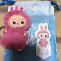 ラブブコスチューム イニシャルキーホルダー ステッカー付き