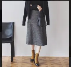 ●新品　ユニクロ　ウールブレンド　ナローミディスカート