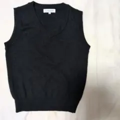 CLOSSH 黒 ベスト 130サイズ