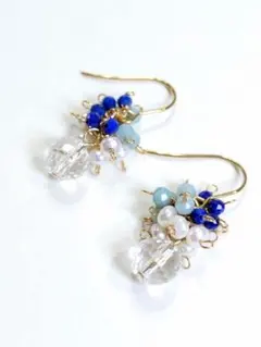 ☆天然石水晶とラピスラズリとアマゾナイトと淡水パールの可愛いピアス(サージカル)