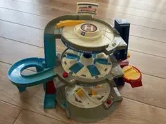 トミカ ぐるぐるシュート!! DXトミカパーキング　立体駐車場