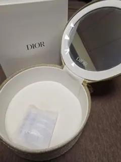非売品 Dior ゴールド メイクポーチ 鏡付き