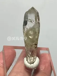 国産鉱物　バッタリ鉱山　緑水晶（おへそ付き^ ^）