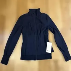 lululemon ジャケット