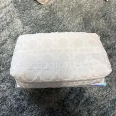 DIOR ディオール スノー エッセンス コフレ ノベルティ ポーチ 白 箱無し