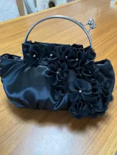 axes femme ブラック パーティーバッグ