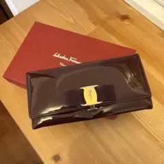 485 美品 Ferragamo サルバトーレフェラガモ L字ファスナー 長財布 