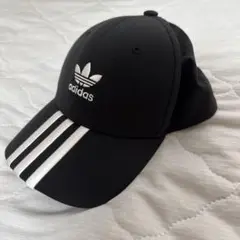 adidas ブラック キャップ 3本ライン