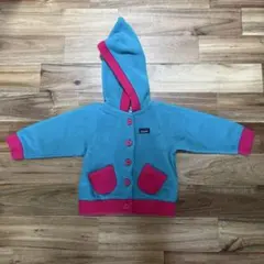 patagonia フリースジャケット 青とピンク