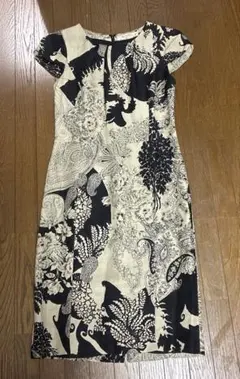 2025年最新】エトロワンピースの人気アイテム - メルカリ