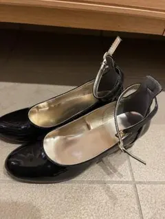 ジーユー　GU ストラップパンプス　ブラック　Lのサムネイル