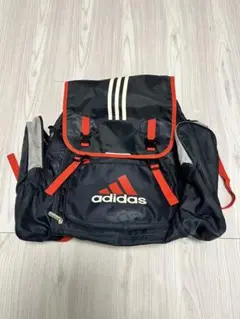 adidas ネイビーオレンジリュック