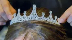 シルバー クラウン型 ティアラ