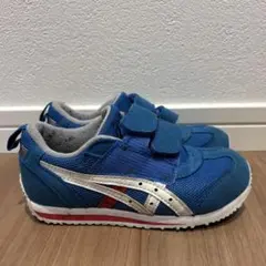 Item thumbnail for item 1f64d391-6cc2-4a4b-a33b-a8a1a01e2302